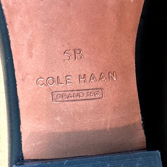 EUC Cole Haan 360 Grand Series Women's Black Leather Flats Pointed Toe Size 5 - Picture 11 of 16